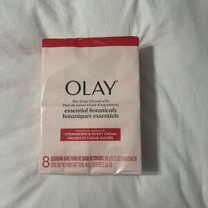 OLAY Essential Botanicals Bar Soap - pack of 8